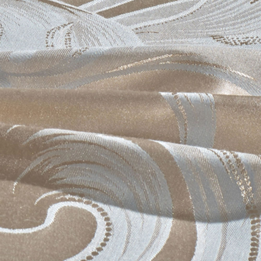 Luxury Bedding Set: image 3